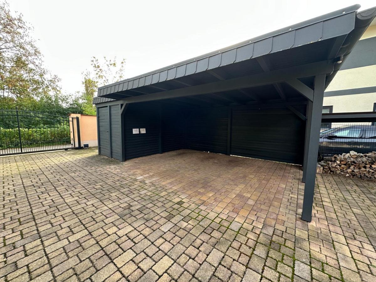 Stadtvilla In Leipzig 7 Personen 3 Schlafzimmer 2 Baeder Garten Und Terrasse Zentral Gelegen Messe Innenstadt Seen Extérieur photo